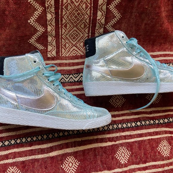 Rare! Disco Nike Blazers women's size 5.5, metallic silver/ minty fresh! - Picture 11 of 16